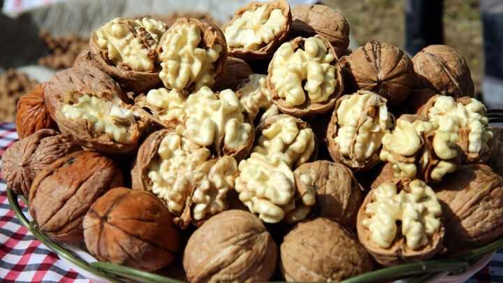تصویر 3 از مغز گردو تویسرکان سالم مناسب مصارف روزانه و شیرینی پزی
